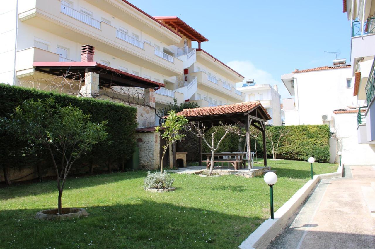 Toli Apartments Kallithea  Экстерьер фото