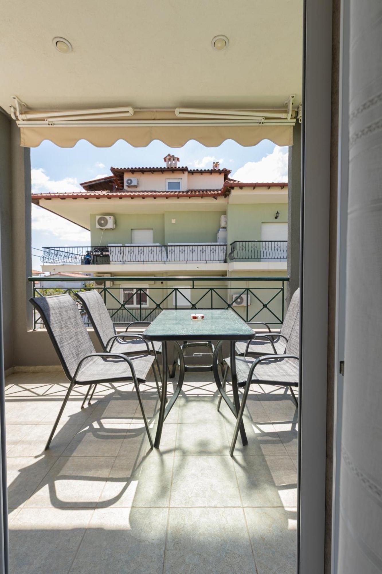 Toli Apartments Kallithea  Экстерьер фото