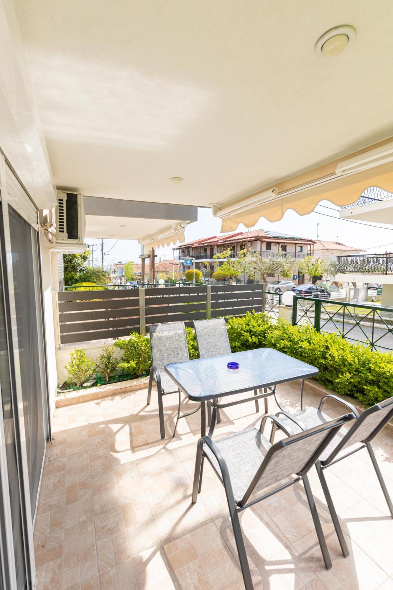 Toli Apartments Kallithea  Экстерьер фото